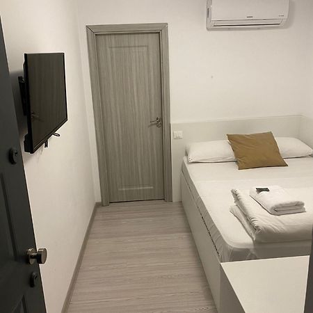 Small Central Bucharest Old Town Studios Екстериор снимка